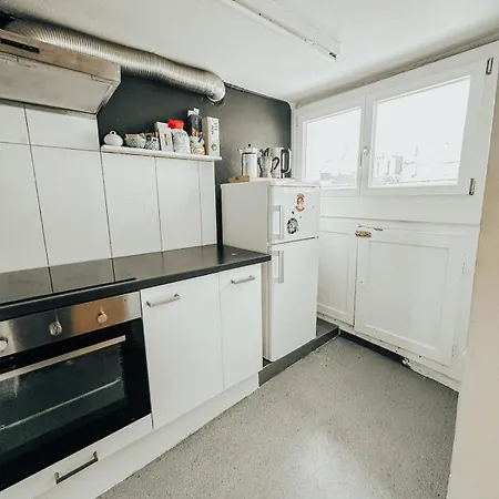 With Terrace Apartment *